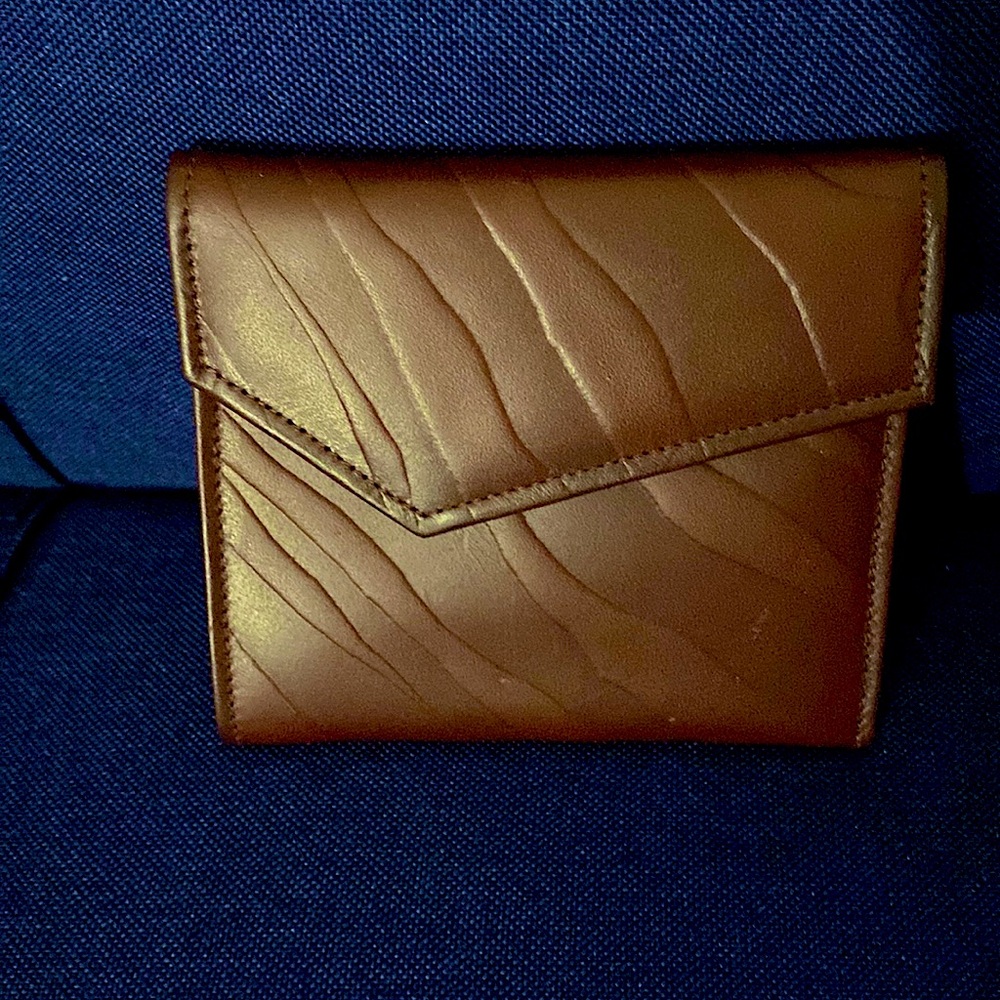 NWT-NAPPA COWHIDE LEATHER WALLET